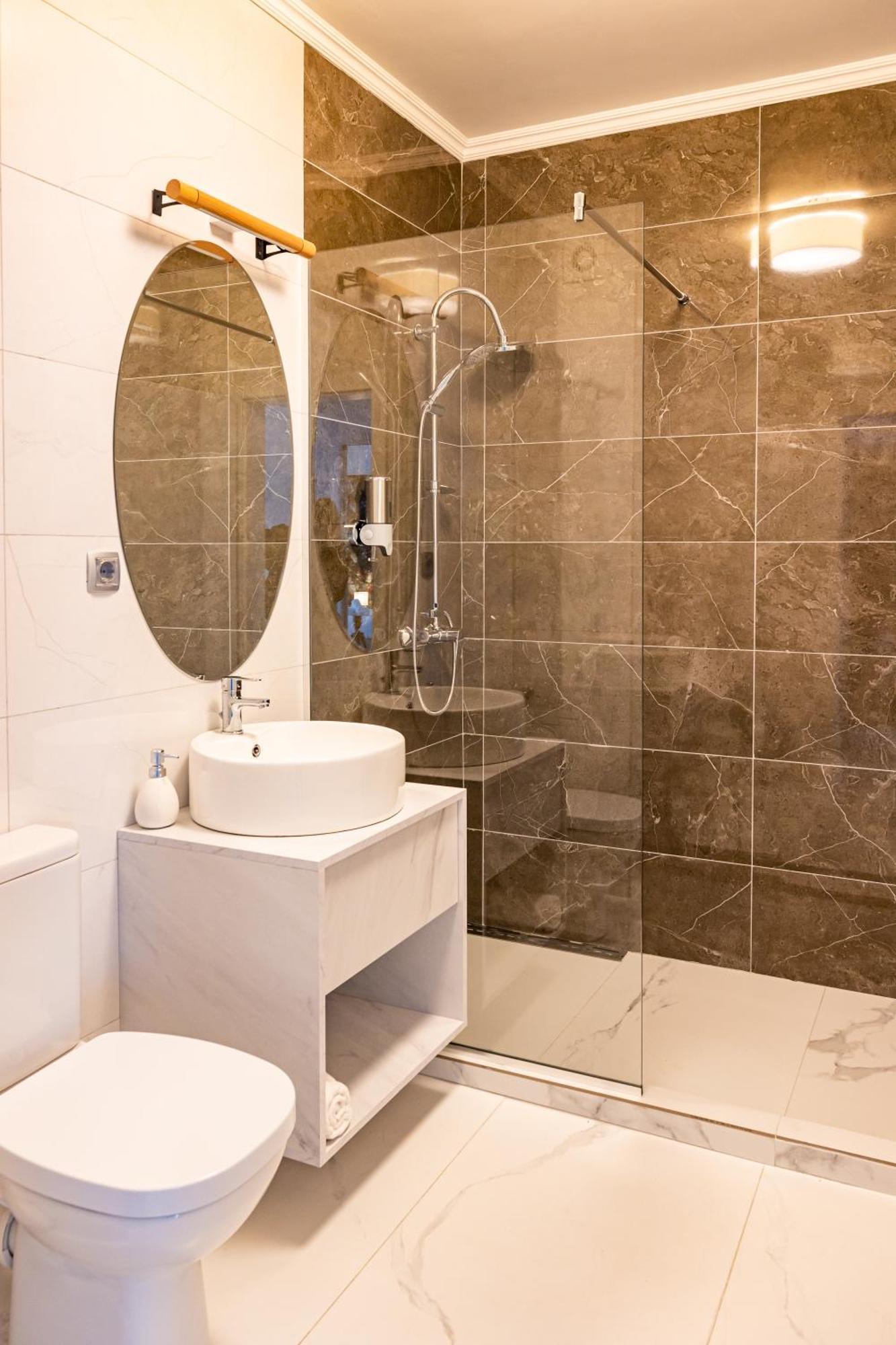 Tower Apartments Kaloşvar Dış mekan fotoğraf